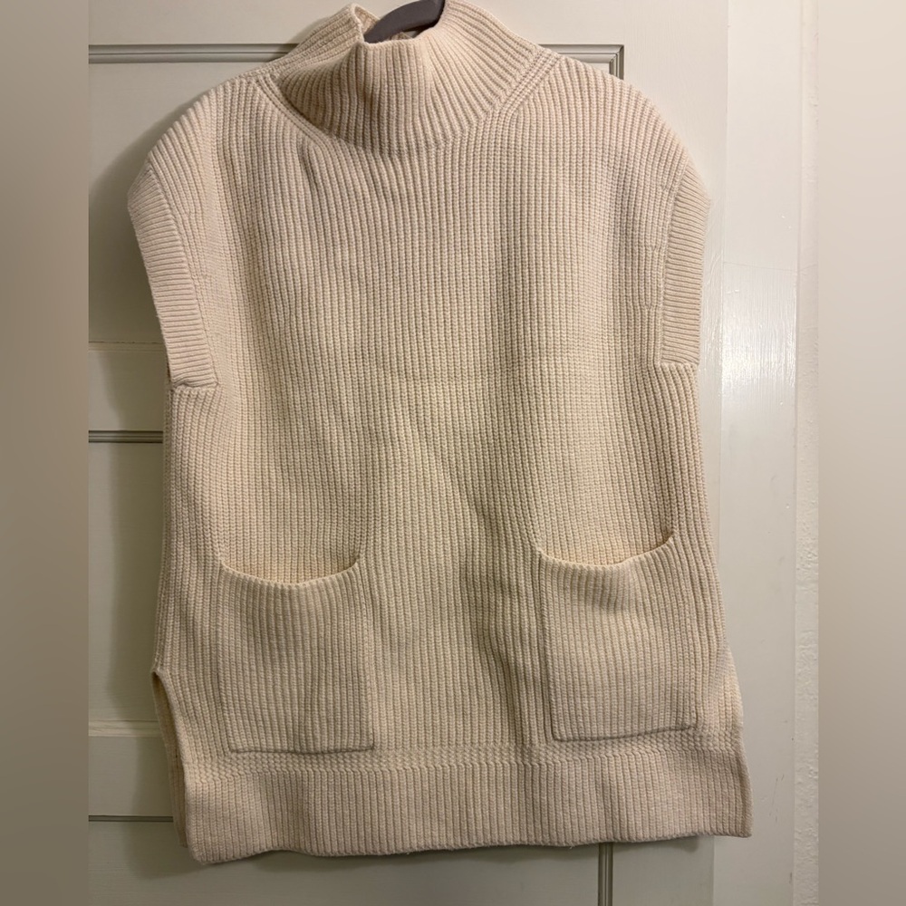 Banana Republic Cream Cowl Neck Sweater
